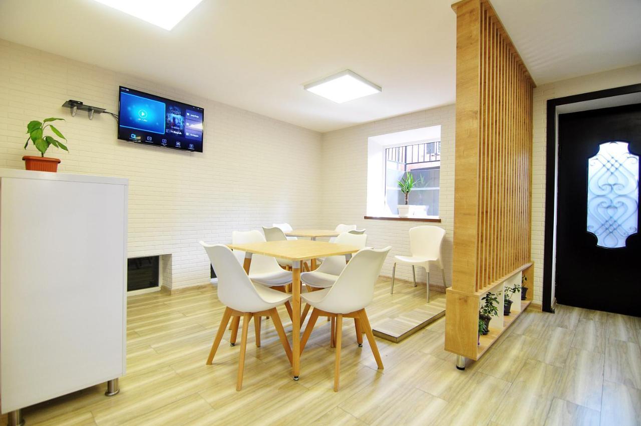 Light Hotel Tbilisi ภายนอก รูปภาพ